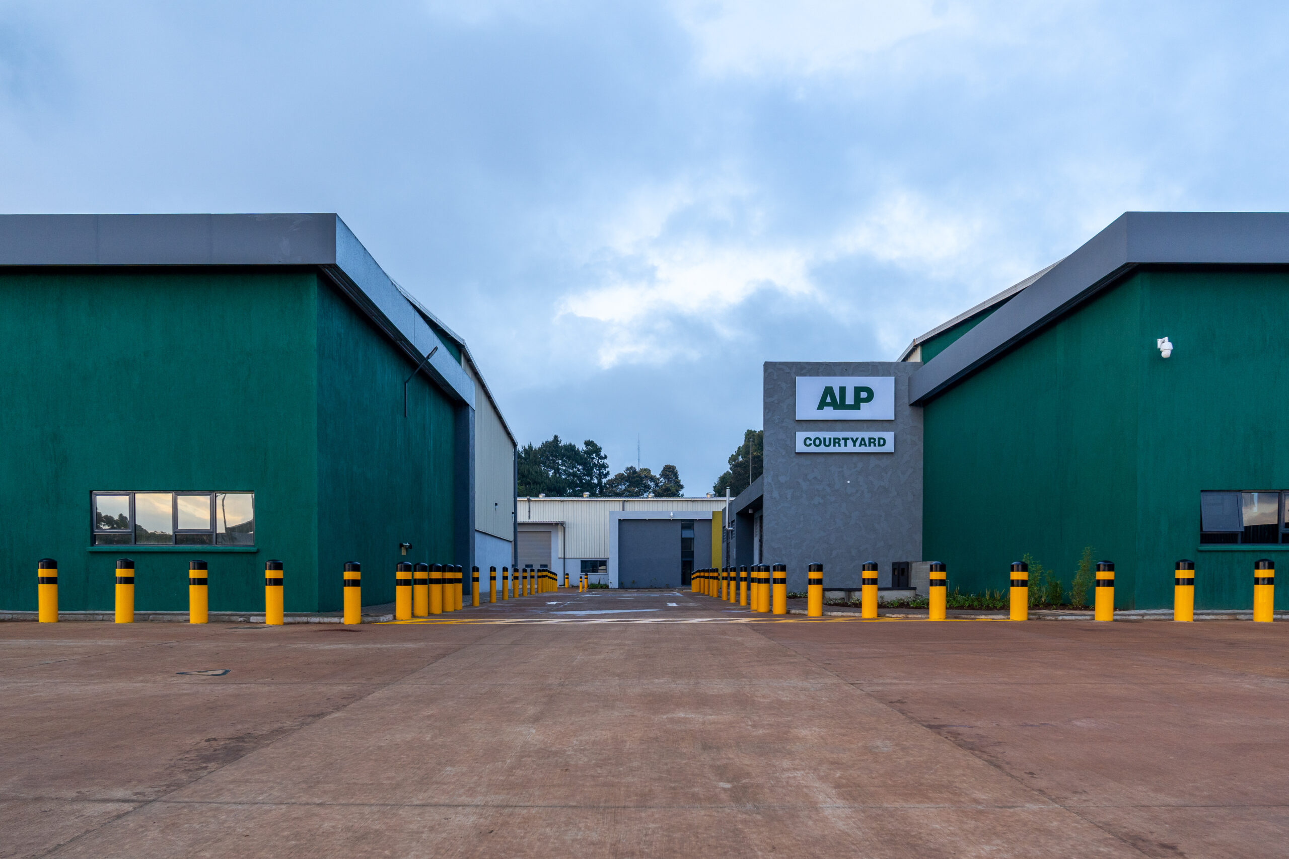 ALP West Logistics Park, entrance from the main gate with view of the Courtyard